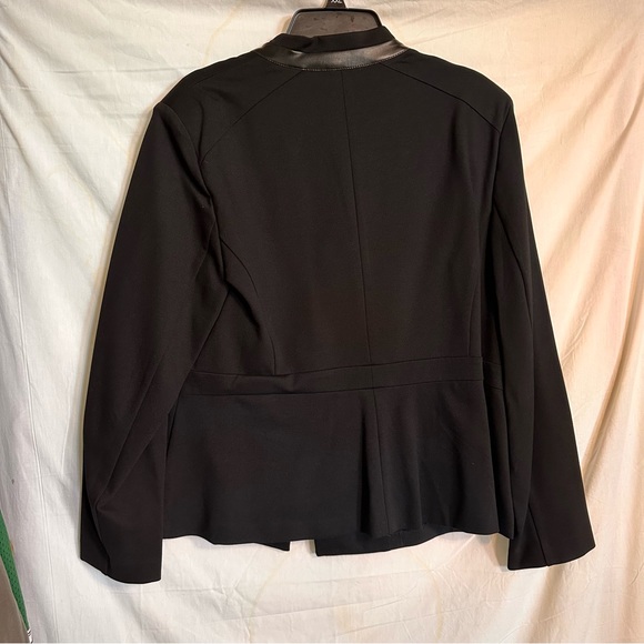 Anne Klein Jacket - Picture 8 of 8